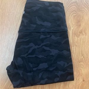 CAMO align pant size 4 lululemon